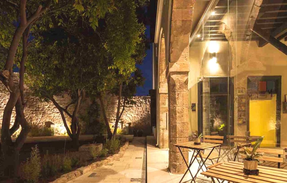 Eating out – Paphos Old Town