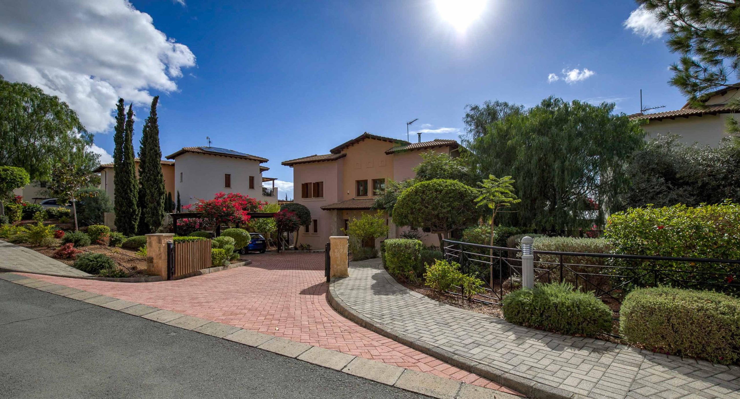 TV01 Theseus (1 of 50)