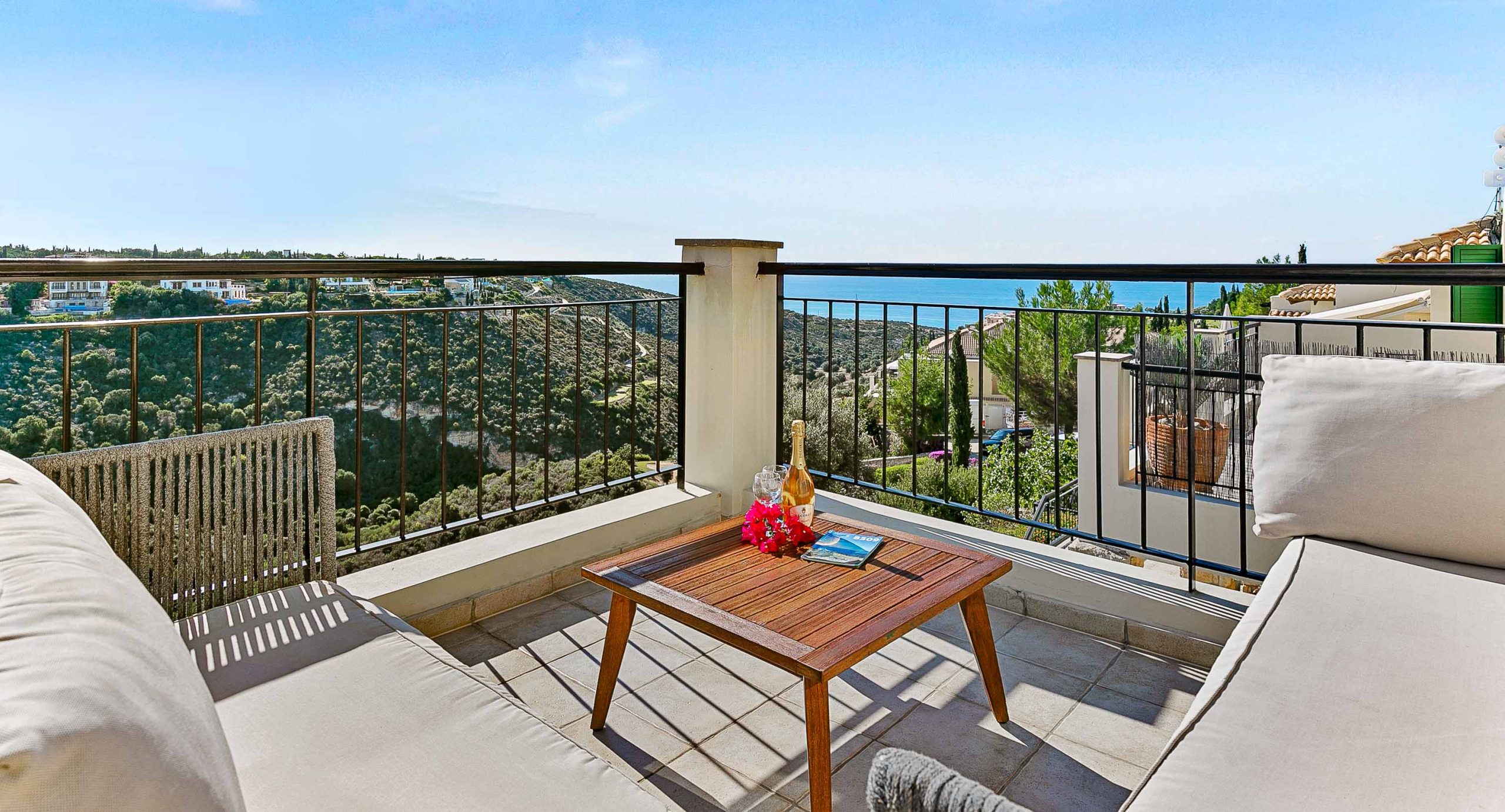 N3 Reshoot (3 of 11)